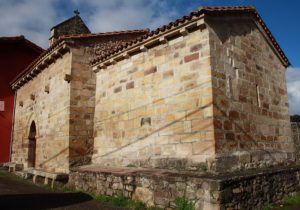 Verdades Como Templos. Ermita de Santa Lucía en Arenas de Iguña
