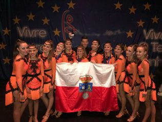 Los bailarines de la escuela de Yolanda Cano logran el subcampeonato de Europa de `Vive Tu Sueño´ en París
