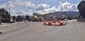 Para acometer las obras de construcción de una nueva rotonda y el asfaltado de la Avenida José María Quijano