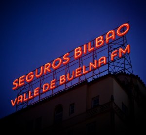 A jugar y a ganar con Valle de Buelna FM y Seguros Bilbao.