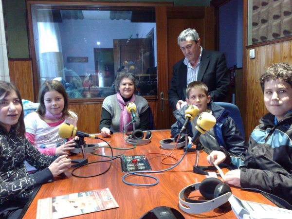 El colegio Pereda rinde homenaje a Rita Fuente en La Radio Con Clase.