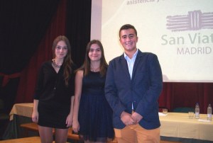Andrea, Nuria y Diego en la gala de entrega de premios.