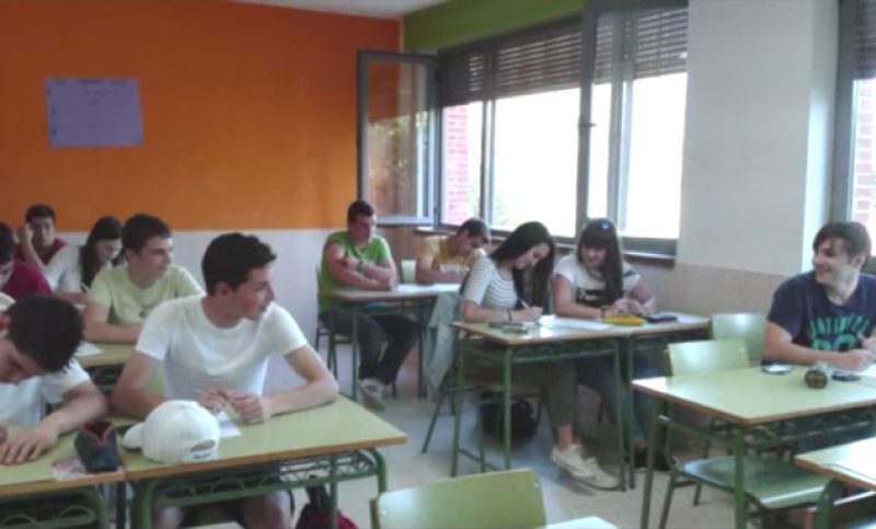 Alumnos de Bachillerato durante Matematbuelna.