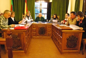 La oposición en Bárcena reduce tasas e impuestos
