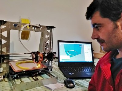 La Salle de Los Corrales pone a disposición de Sanidad su tecnología en impresoras 3D