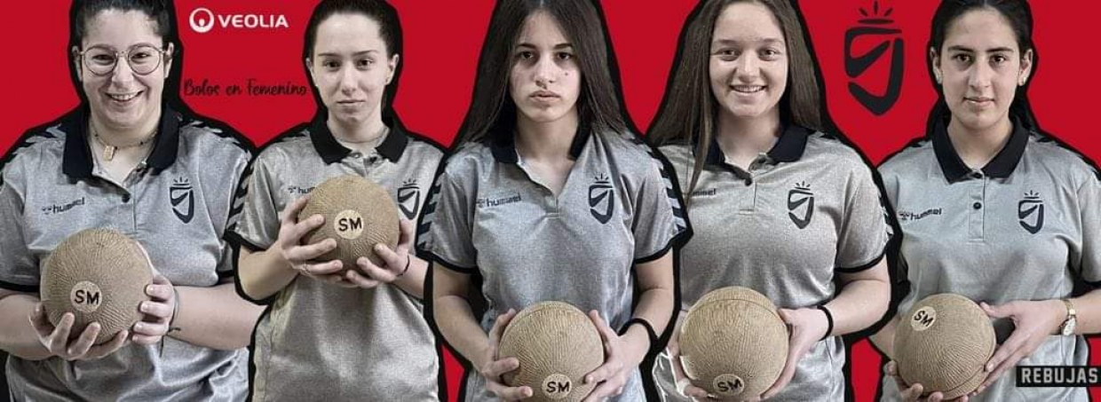 Victoria de la Peña Rebujas en el inicio de la liga Bolos en Femenino