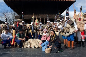 La Vijanera brilló en Asturias invitada por Los Sidros