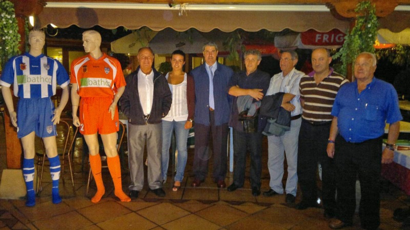 La Sociedad Deportiva Buelna presentó a su nuevo patrocinador, Bathco.
