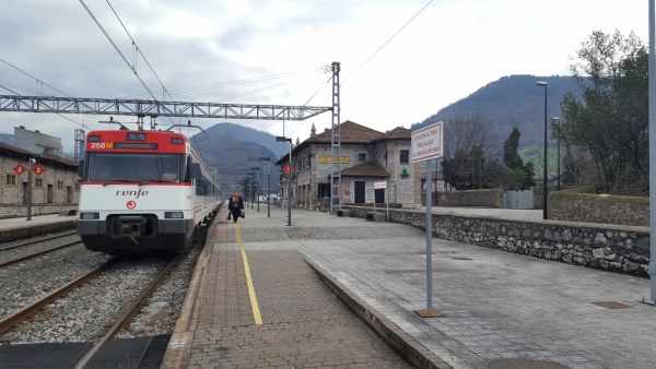 Estación de Renfe en Los Corrales