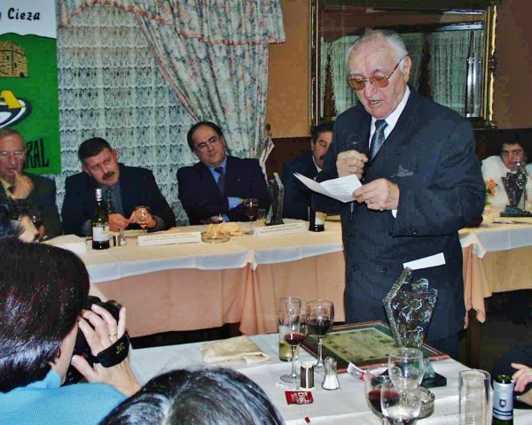 Capeli recibió el premio Olna en 1999