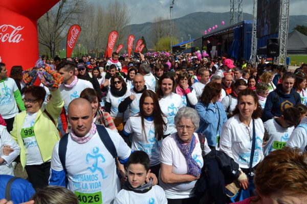 Miles de personas se volcaron con la marcha