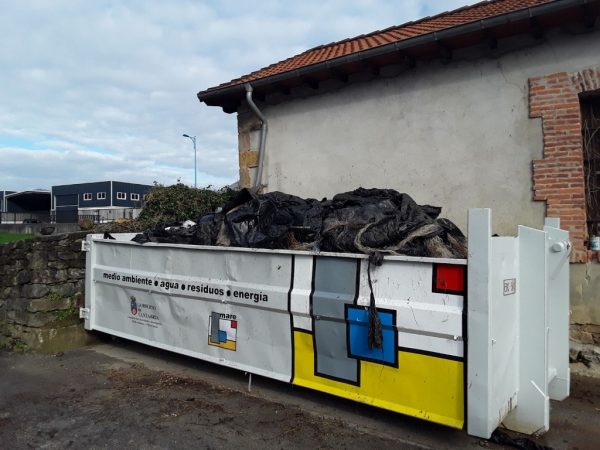 Hasta ahora se han retirado ocho contenedores de 12 metros cúbicos cada uno según el concejal Borja Gutiérrez