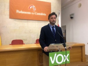 Cristobal Palacio en el Parlamento