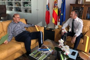 Encuentro entre Guillermo Blanco y González Linares