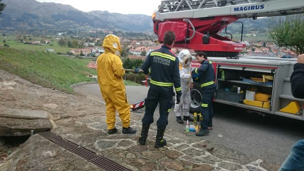 Los bomberos del 112 siguen luchando contra la vespa velutina