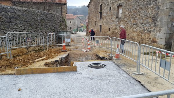 Consejería de Medio Ambiente y Ayuntamiento invierten en la canalización de las aguas