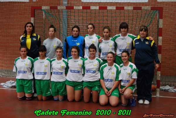  Balonmano: Euronics Sallesport se juega la liga.