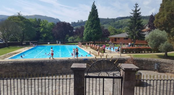 Piscinas municipales de Cartes