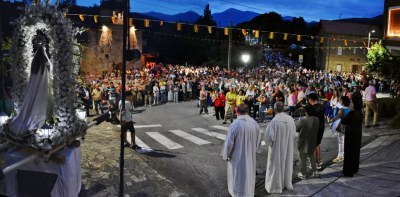 La Procesión de la Luz brilla en las calles de Las Fraguas