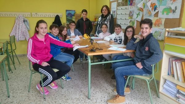 Árboles y libros en La Radio Con Clase, CEIP Gerardo Diego