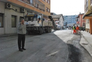 Asfaltado en calles céntricas de Los Corrales