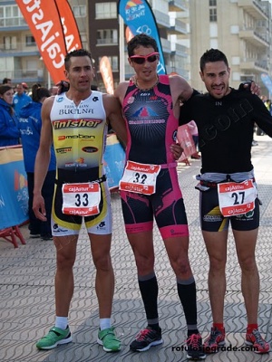 El Club Triatlón Buelna excelente en Castrillón