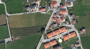 El alcalde de San Felices de Buelna acuerda con Mazón colaborar en la construcción del futuro Tanatorio Municipal