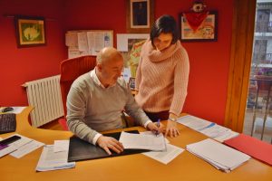 Agustín Molleda y Lorena Cueto, concejala de Hacienda