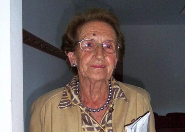 Los Corrales de Buelna rinde homenaje póstumo a su Hija Predilecta