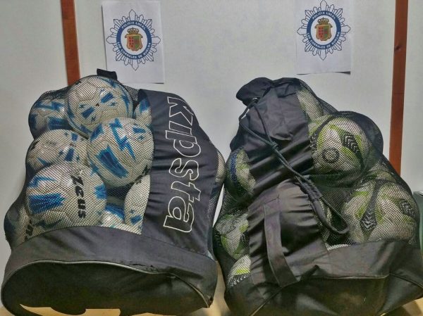 Balones recuperados por la Guardia Civil y Policía Local