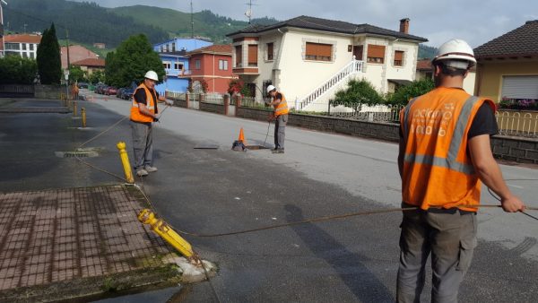 Adamo se pone de largo para presentar su proyecto en Los Corrales
