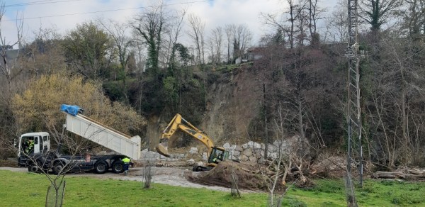 Obras en la pendiente de Achero