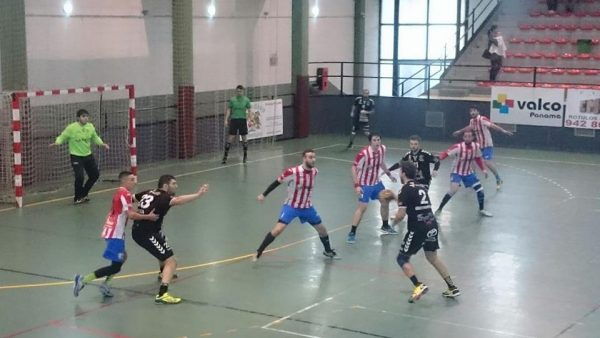  Jugada ofensiva de Burgos (Salvador Fernández)
