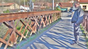 Pablo Gómez en el puente de Helecha