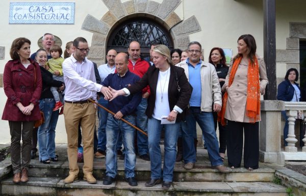 En la sesión aplazada el sábado se eligió como alcalde a Agustín Mantecón, que gobernará en minoría junto al PSOE