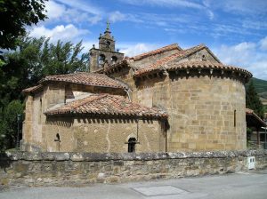 Verdades Como Templos. Iglesia de los Santos Cosme y Damián en Bárcena de Pie de Concha, 1 de 2