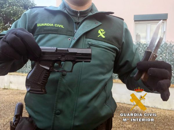 La pistola simulada del atraco