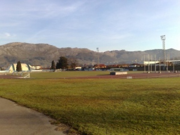 S.D. Buelna Bathco - Siete Villas, suspendido