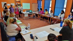 Visita de la alcaldesa a las participantes en el curso que se desarrolla en la Escuela Taller