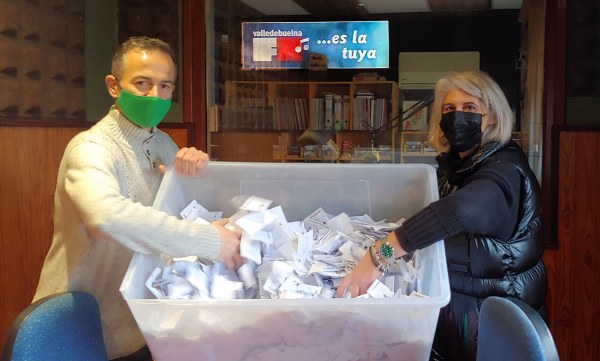 Salvador Fernández y Nuria García.