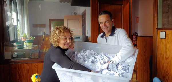 María Jesús y Salva en el sorteo. 