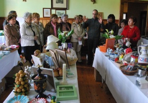 Apertura del bazar de Manos Unidas