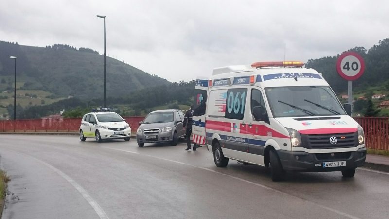 El coche quedó girado 180 grados.