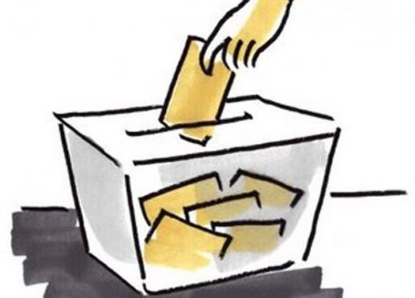 Cartes convoca concejos y saca las urnas a la calle para sus próximos presupuestos