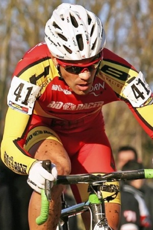 Isaac Suárez en la competición