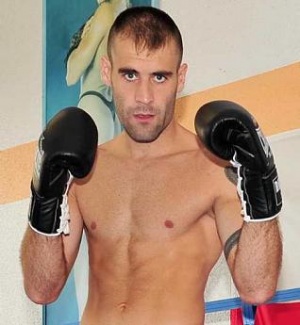 Boxeo: Rasilla pone sus coronas en juego