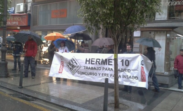 Trabajadores de Insago ante la Dirección de Trabajo