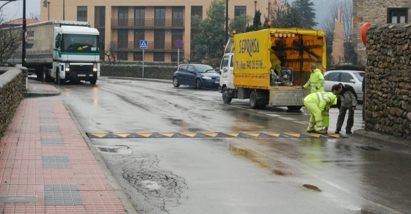 Obras planea &#039;legalizar&#039; los reductores de velocidad