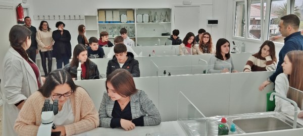 Nuevo laboratorio del María Telo