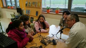 Los himnos y su Ideología en La Radio con Clase y el IES Estelas